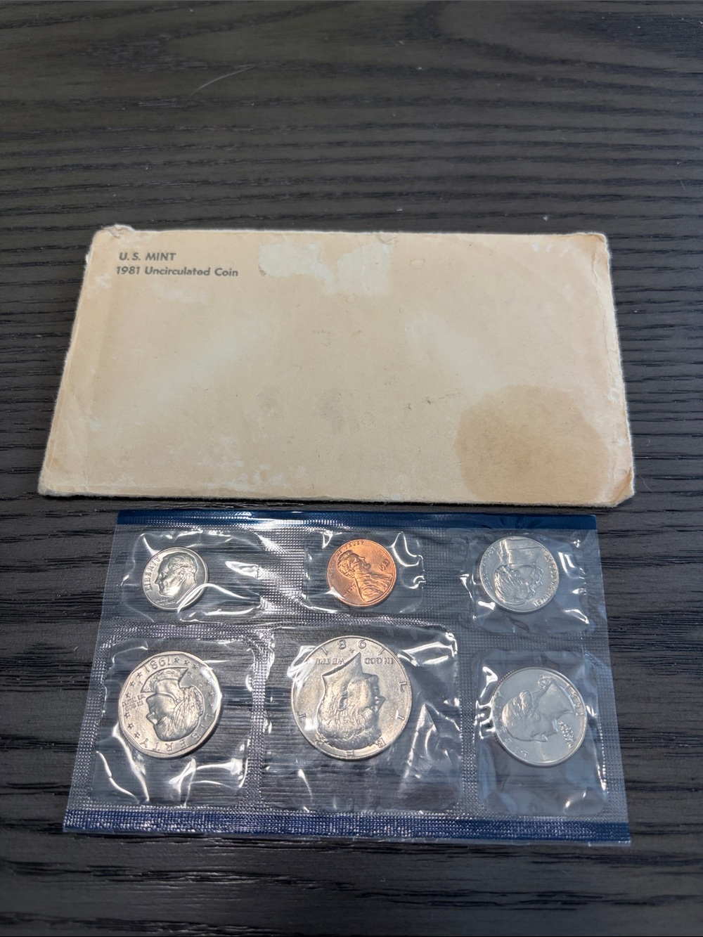 1981 U.S. Mint Uncirculated Coin Set - Silver & Copper Coins